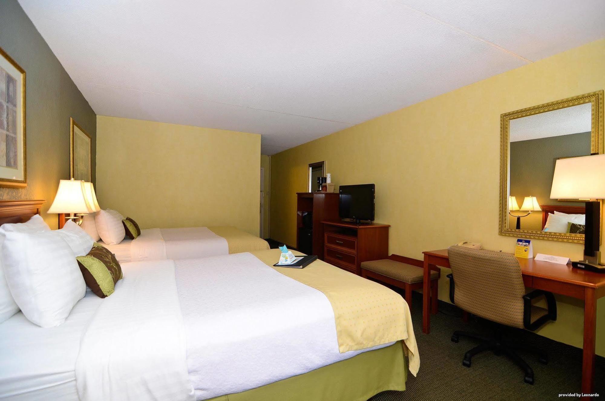 Best Western Tomah Hotel Oda fotoğraf